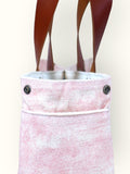 Bolsa Nuna Rosa com Alças de Couro Marrom com Zíper